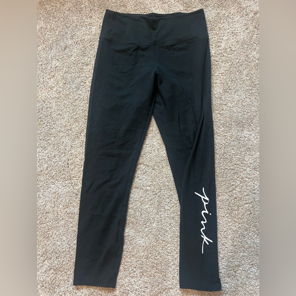 Black leggings